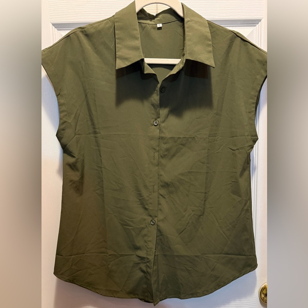 Women’s Olive Green Button-Up Shirt